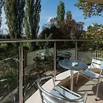 Apartment Riverside With Free Parking *