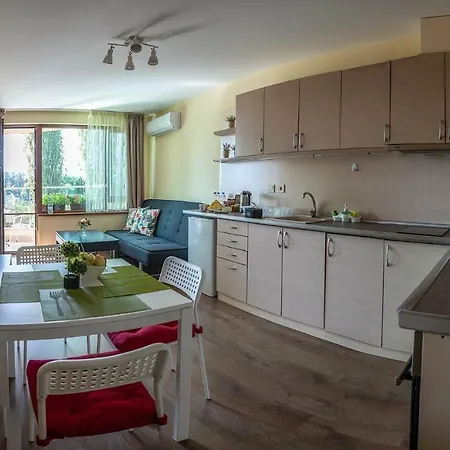 Riverside With Free Parking Apartment Plowdiw
